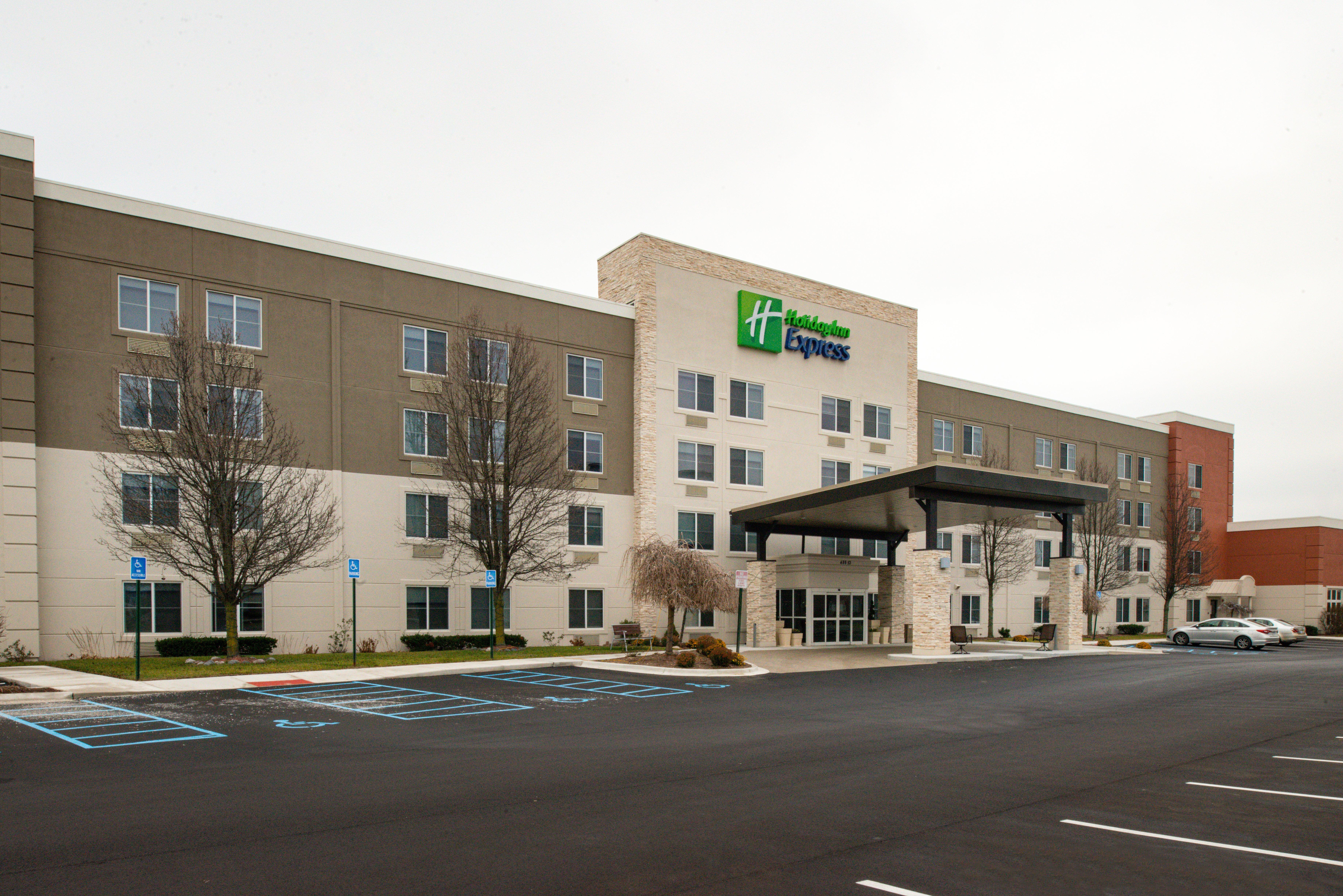 Holiday Inn Express Wixom, An Ihg Hotel Exterior photo